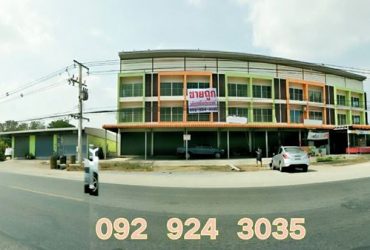 ขายถูกมาก ตึกพาณิชย์ใหม่ 3 ชั้น ถนนหลัก ต.เสนา อุทัย พระนครศรีอยุธยา 2 ห้องนอน