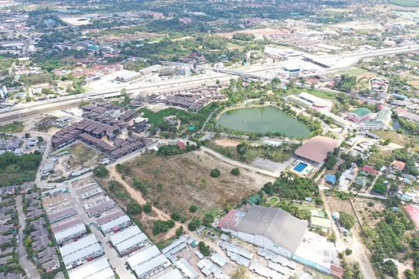 ที่ดินพร้อมพัฒนา ที่ดินเปล่า ทางเข้าเมืองพัทยา 18-2-3.0 ไร่