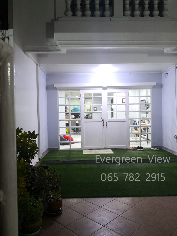 ขาย ทาวน์เฮ้าส์ 2 ชั้น 18 ตรว. หมู่บ้านเอเวอร์กรีน วิลล์ ซอยบางนา-ตราด 56 ถนนบางนา-ตราด กม.4.5
