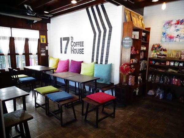 ขายบ้านไม้สักพร้อมที่ดิน เชียงใหม่ มีร้านกาแฟ ทำเลดีมาก 1 งาน 28 วา หรือ 128 ตารางวา