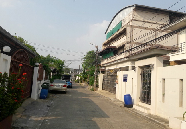 ขาย อาคารพาณิชย์ ซอยสตรีวิทยา 2 แยก 9 ถนนลาดพร้าว เขตลาดพร้าว กรุงเทพมหานคร
