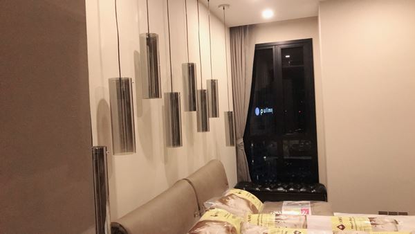 คอนโด ใกล้ รถไฟฟ้า BTS สถานีอโศก โครงการ Ashton Asoke (แอชตัน อโศก) 34.5 ตรม. ตกแต่งครบ พร้อมอยู่ 8 ล้านถ้วน