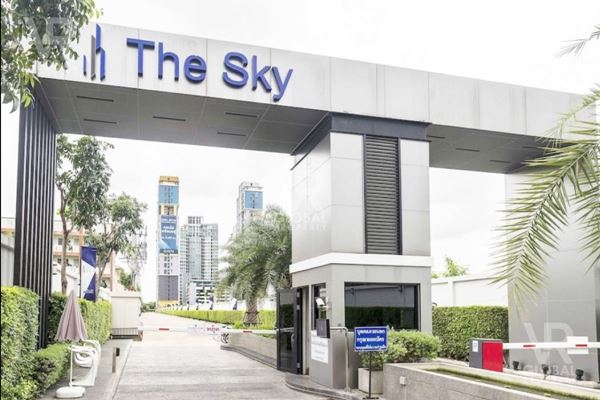 ขายห้องคอนโด The Sky Sukhumvit บนชั้น 9 กับห้องขนาด 24 ตร.ม.