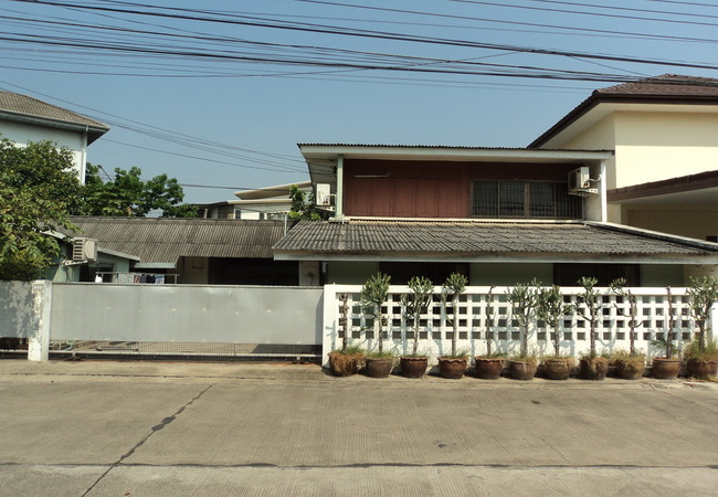 ขายบ้านเดี่ยว ม.การเคหะแห่งชาติ นวมินทร์ 12 ถนนนวมินทร์ เขตบางกะปิ กรุงเทพมหานคร