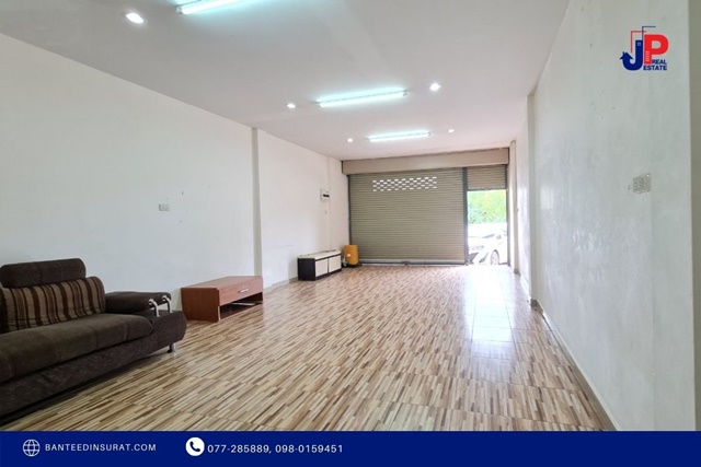 ให้เช่า อาคารพาณิชย์ 2ชั้น ซ.ปทุมพร สุราษฎร์ธานี 32วา 2นอน 2น้ำ ใกล้รพ.สุราษฎร์ธานี