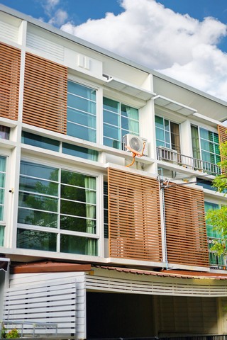 townhouse  เธียรี่ พระราม 2 ทำเลทอง