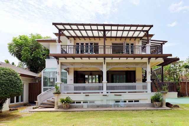 บ้าน ลัดดารมย์ ราชพฤกษ์ – รัตนาธิเบศร์ 2  ขนาด = 274 ตารางวา 6 นอน 5 ห้องน้ำ 26900000 บาท ลดแบบสุดๆ