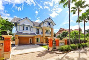 บ้าน คิวเฮ้าส์ อเวนิว พระราม 5 22900000 บ. 4BR 162 SQ.WA ใกล้ ทางด่วนศรีรัช ,ตลาดพระราม5 GOOD นนทบุรี