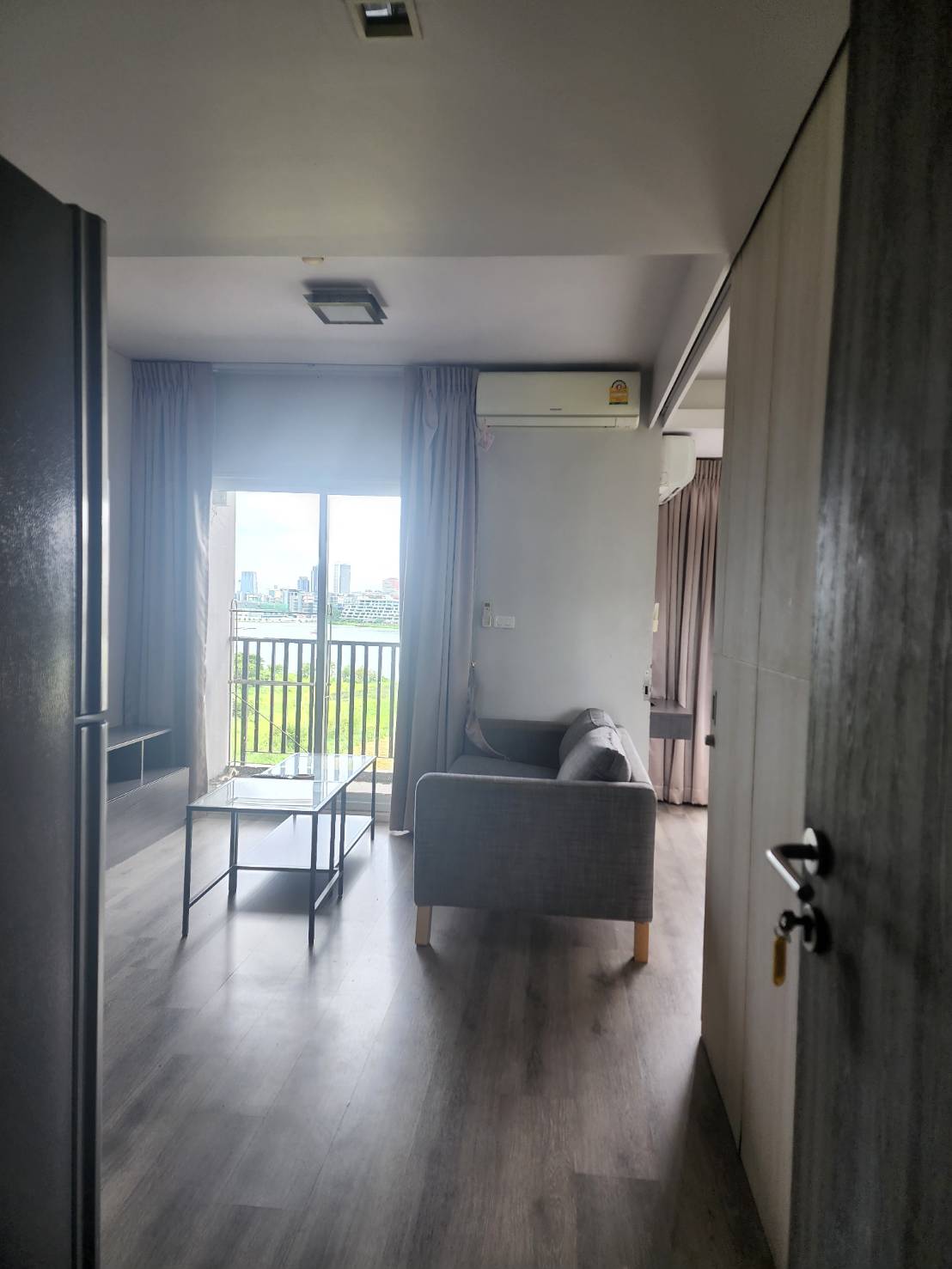 คอนโดฯ Double Lake Condominium Muang Thong Thani 34 ตร.-ม. 1 ห้องนอน 1 BR 1900000 B. ไม่ไกลจาก ลานริมทะเลสาบเมืองทองธานี ราคาเดียวจัดให้หนักมาก วิวทะเลสาบ
