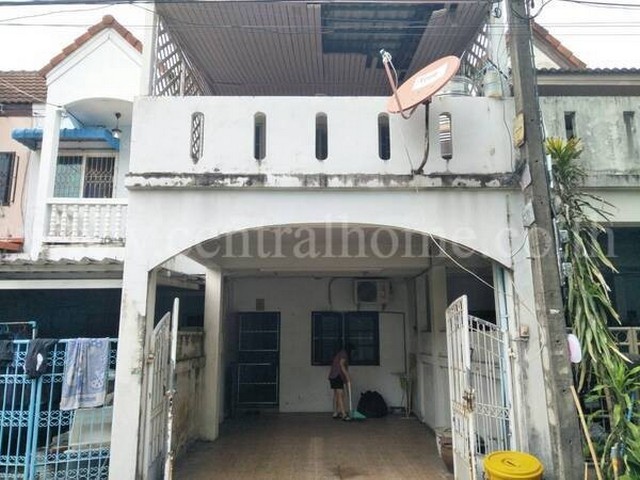 ทาวน์เฮ้าส์ 2 ชั้น สนามบินน้ำ นนทบุรี 46 ใกล้ รถไฟฟ้า สายสีม่วง