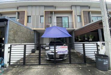 ทาวน์เฮาส์ เดอะคอนเนค รามอินทรา 65   3500000 BAHT 3BR2Bathroom พื้นที่ 0 RAI 2 ngan 72 ตาราง.วา ราคาจับต้องได้ กรุงเทพ