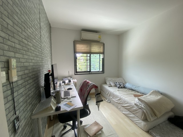 ทาวน์เฮาส์ เดอะคอนเนค รามอินทรา 65   3500000 BAHT 3BR2Bathroom พื้นที่ 0 RAI 2 ngan 72 ตาราง.วา ราคาจับต้องได้ กรุงเทพ