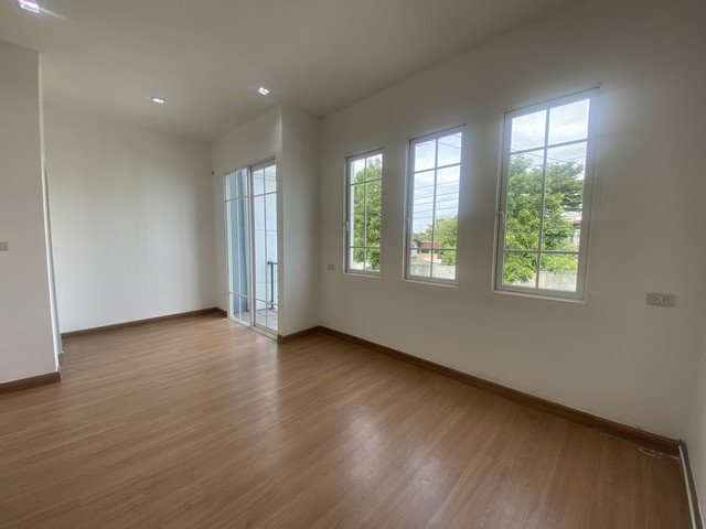 N126606 ประกาศขาย Townhome โกลเด้น ปิ่นเกล้า จรัลฯ ^^