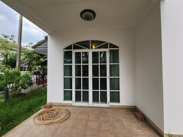 ขายด่วน! บ้าน ภัทรา รามอินทรา 5100 SQ.WA 3BEDROOM3ห้องน้ำ ไม่ไกลจาก เซนทรัลรามอินทรา บรรยากาศส่วนตัว