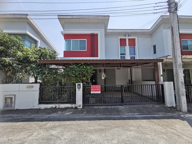 บ้าน คาซ่า เพรสโต้ วงแหวน – ปิ่นเกล้า 0 Rai 0 NGAN 35 ตร.วา  4390000 B. ไม่ไกลจาก Plus Mall บางใหญ่  ดีงาม