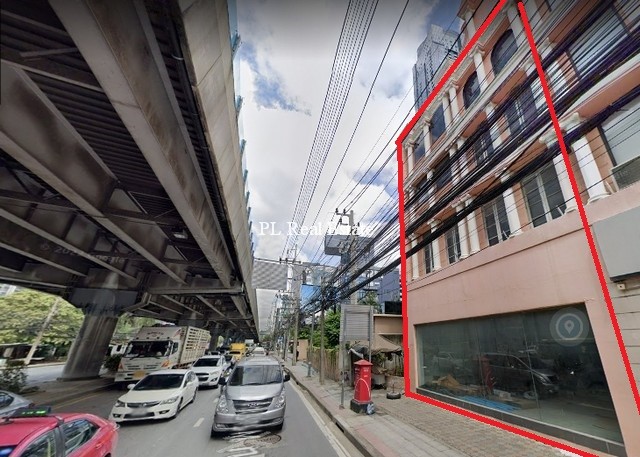 KP079 ให้เช่าอาคารพาณิชย์ 4 ชั้นติดถนนพระราม 9 ย่าน แยก อสมท. เหมาะทำโชว์รูม ด้านหน้าเป็นกระจก
