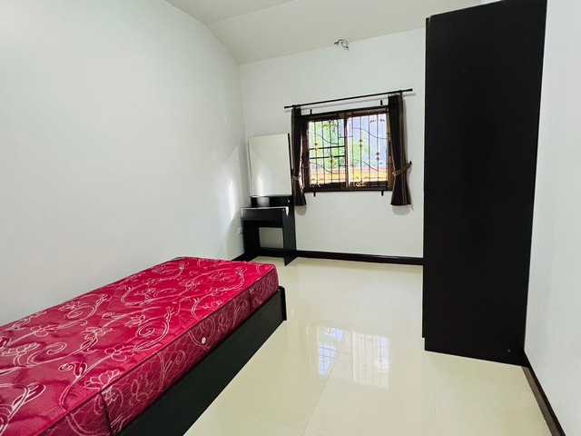 บ้านเดี่ยว 2 ชั้น หลังใหญ่ โซนวัดโขดหิน พร้อมเฟอร์นิเจอร์ครบ รีโนเวทใหม่สดๆร้อนๆ