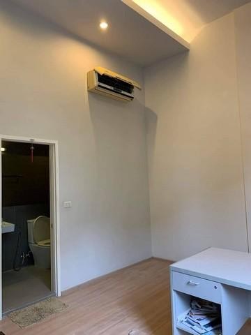 ให้เช่าทาวน์โฮม 3.5 ชั้น สไตล์ Loft โครงการ ไซมิส บลอสซั่ม แอท แฟชั่น รามอินทรา