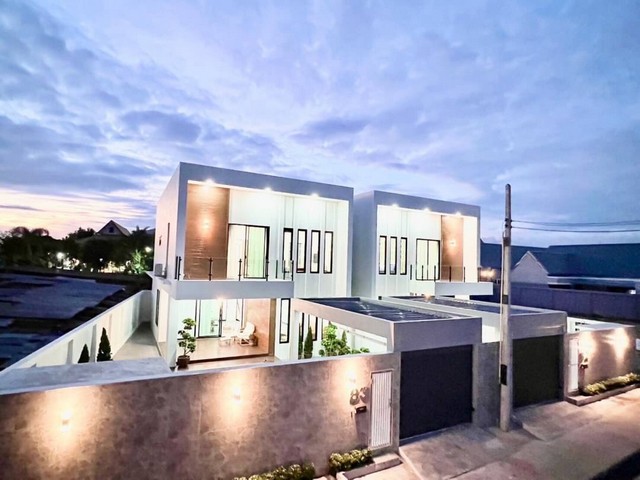 LV51715 ขาย MODERN LUXURY POOL VILLA ทุ่งกลม ตาลหมัน 20 ติดกับโครงการหมู่บ้านแม่ 1