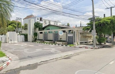 WW215 ขาย ทาวน์โฮม 3 ชั้น บ้านกลางกรุง พระราม 3 BAAN KLANG KRUNG RAMA 3