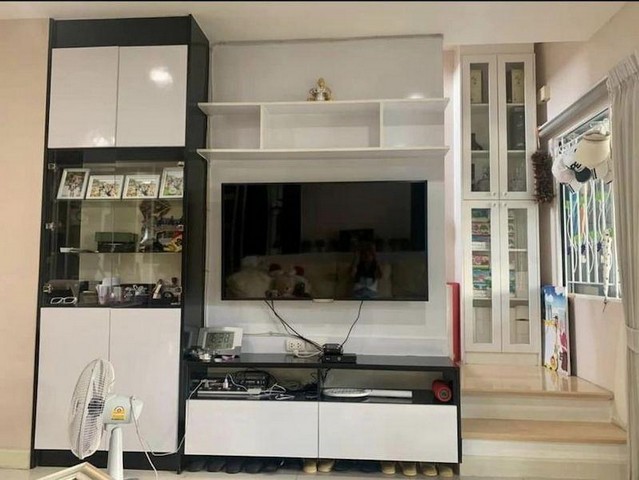 POR2208 ขาย บ้าน พร้อมคนเช่า ทาวน์โฮม 3 ชั้น บ้านกลางเมือง พระราม 9 – รามคำแหง ซอยรามคำแหง39