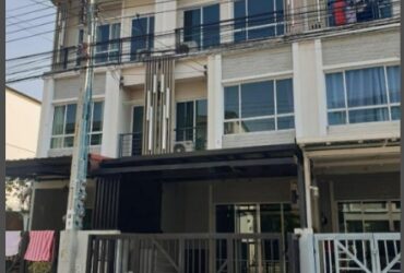 ขายทาวน์โฮม 3 ชั้น The Plant นวมินทร์86 มี 3ห้องนอน 3ห้องน้ำ เพิ่งรีโนเวทใหม่
