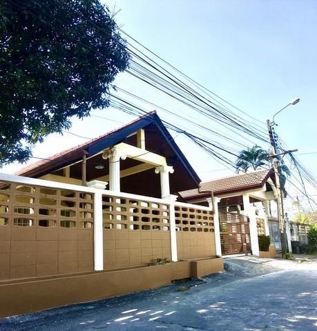 POR2211 ให้เช่าบ้าน นวมินทร์ ลาดพร้าว101 โพธิ์แก้ว บางกะปิ  รีโนเวทใหม่  ใกล้ CDC, เดอะมอลล์บางกะปิ