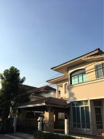 ให้เช่าบ้านเดี่ยว 2 ชั้น หมู่บ้าน ลลินกรีนวิวล์ ใกล้ APL บ้านทับช้าง