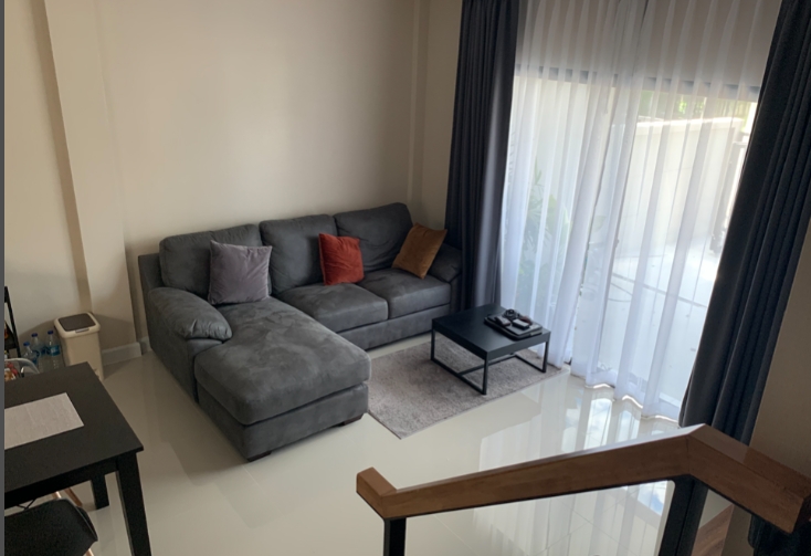 ให้เช่าทาวน์โฮม2ชั้น วี คอมพาวด์ ราชพฤกษ์ – ปิ่นเกล้า  มี 2 ห้องนอน 2 ห้องน้ำ