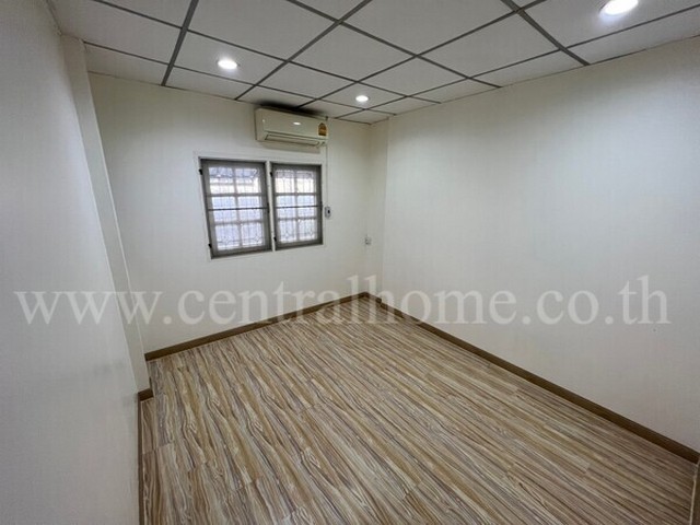บ้านเดี่ยว เปรมฤทัย 3 รามอินทรา – กาญจนาภิเษก หลังมุม