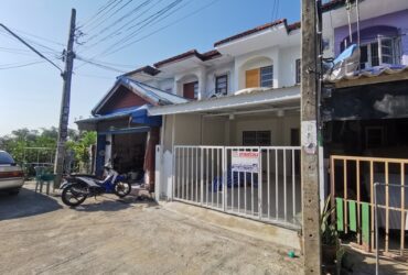 บ้านรีโนเวทใหม่ทั้งหลัง ม.ศรีสวัสดิ์ บางกรวย  ใกล้มหาลัยมหิดลเพียง15นาที