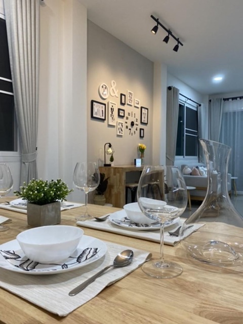 เมเจอร์รัชโยธิน บ้านตกแต่งใหม่ไม่เคยอยู่ รัชดา38-44 เฟอร์ครบ ตรงปก! 2ชั้น 160ตร.ม. 3นอน  35 ตรว.