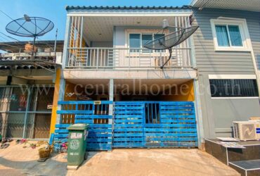 ทาวน์เฮ้าส์ หมู่บ้านรัตนธานี บางนา-ตราด 53 ใกล้ BTS อุดมสุข