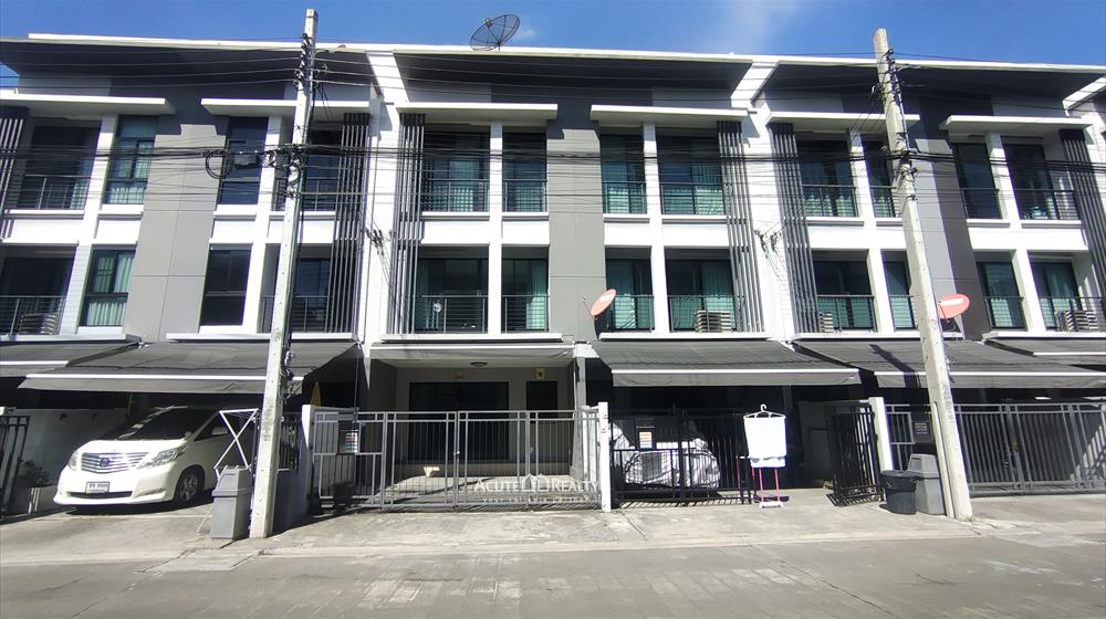 ขายทาวน์โฮม 3 ชั้น หมู่บ้านบ้านกลางเมือง งามวงศ์วาน