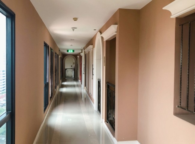 ให้เช่าคอนโด เดอะ เครสท์ พหลโยธิน 11 ย่านอารีย์ สะพานความย ขนาด 50ตรม มี 2 ห้องนอน 1 ห้องน้ำ