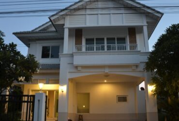 ให้เช่าบ้านเดี่ยว2 ชั้น เพอร์เฟคเพลส สุขุมวิท71 สุวรรณภูมิ เนื้อที่ 60 ตรว มี 3 ห้องนอน 3 ห้องน้ำ