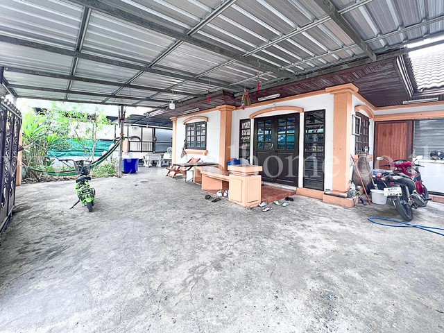 บ้านเดี่ยว หมู่บ้าน สินธร รังสิต – ปทุมธานี ใกล้  สถานีรถไฟฟ้ารังสิต