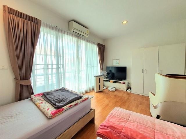 ให้เช่าทาวน์โฮม 3 ชั้น โครงการ บ้านกลางเมือง S-Sense ศรีนครินทร์ 46/1 เหมาะสำหรับอยู่อาศัย