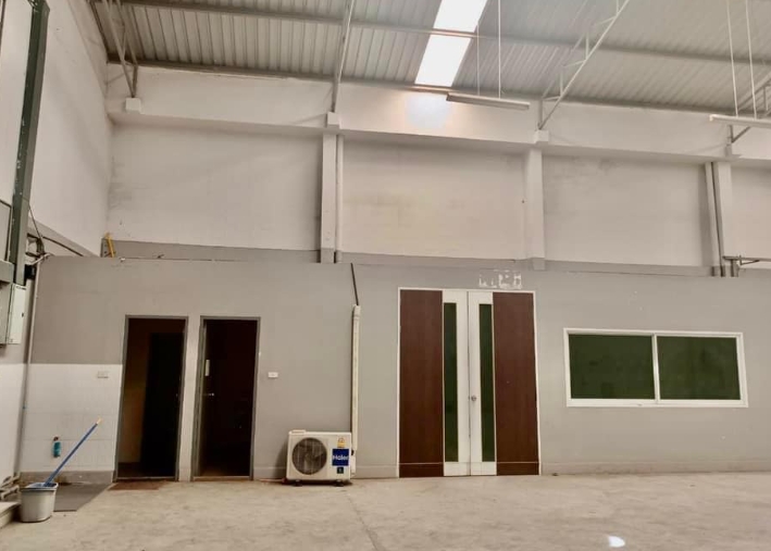 ให้เช่าโกดัง โรงงาน ย่านกิ่งแก้ว บางพลี พื้นที่ 650 ตรม ใกล้วัดหลวงพ่อโต