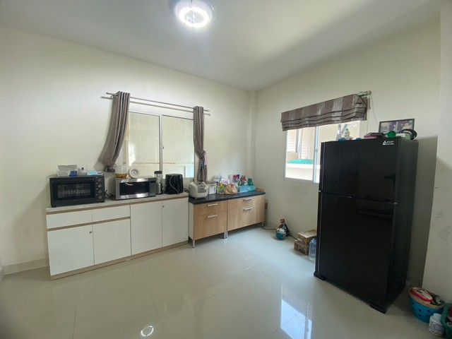 บ้านแฝด หมู่บ้าน แลนซีโอ เพชรเกษม 77 การเดินทางสะดวก