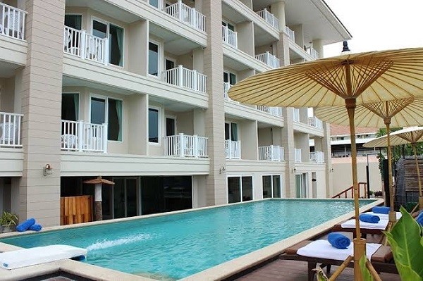 ขายด่วน กิจการโรงแรม พร้อมห้างสรรพสินค้า ใจกลางเมืองหัวหิน