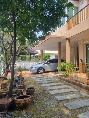 WW231 ขาย บ้านเดี่ยวหรู  Villa Arcadia ศรีนครินทร์  ใกล้เมกะบางนา