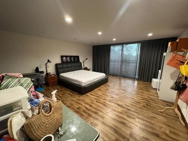 ขายทาวน์โฮม 3 ชั้น ย่านลาดพร้าว 71 ซอย นาคนิวาศ 48 โครงการ The loft by I-zen ใกล้ โรงเรียนสตรีวิทยา