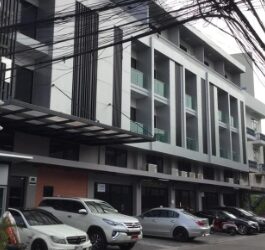 ให้เช่าทาวน์โฮมวิภาวดี20 ลาดพร้าว 18 เหมาะทำออฟฟิศ อาศ้ย