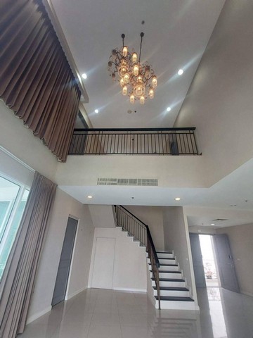 LV51747 ให้เช่า DUPLEX PENTHOUSE อาคารชุดบ้านราชประสงค์ ใกล้ BTS ราชดำริ