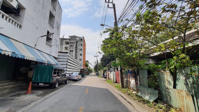 ที่ดิน 357 ตร.วา ซ.ลาดพร้าว93 ทำเลดี เดินทางสะดวก ใกล้ MRT สถานีลาดพร้าว 83
