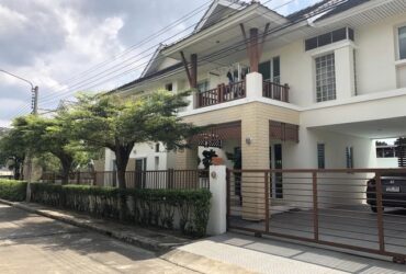 ขายบ้านเดี่ยว 2 ชั้น อนันตธารา ปิ่นเกล้า ทวีวัฒนา  100 ตร.วา พร้อมอยู่  4 ห้องนอน 5 ห้องน้ำ พร้อมสระว่ายน้ำส่วนตัว ติดถ.เลียบคลองทวีวัฒนา