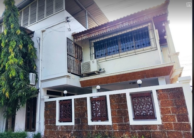 ขายทาวน์โฮม2ชั้น  ใกล้BTSอุดมสุข 200 เมตร ระยะเดิน ซอยสุขุมวิท68