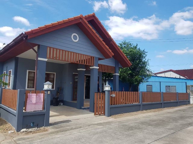 บ้านเดี่ยว ที่ดิน.50 ตารางวา รีโนเวทเรียบร้อยพร้อมอยู่  ทำเลดี สุขุมวิท ตำบลเนินพระ อำเภอเมือง ระยอง