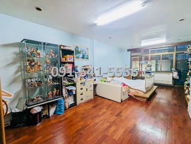 ขายอาคารพาณิชย์ 5.5 ชั้น พร้อมดาดฟ้า 2 คูหา ตีละลุถึงกัน พื้นที่ 33.6 ตรว ใกล้โรงพยาบาลหัวเฉียว ริมถนนบำรุงเมือง